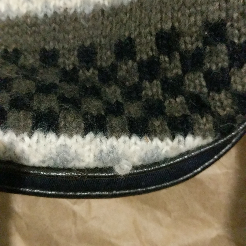 Juicy Couture PomPom Crossbody Bag - Picture 11 of 16